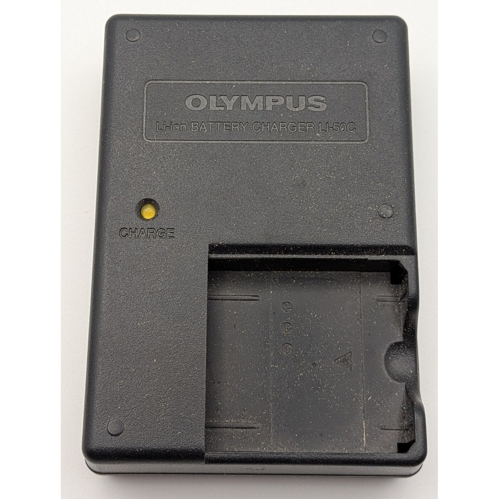 Olympus Battery Charger Unisex OS Black Good LI-50C LI-50B Compatible Untested